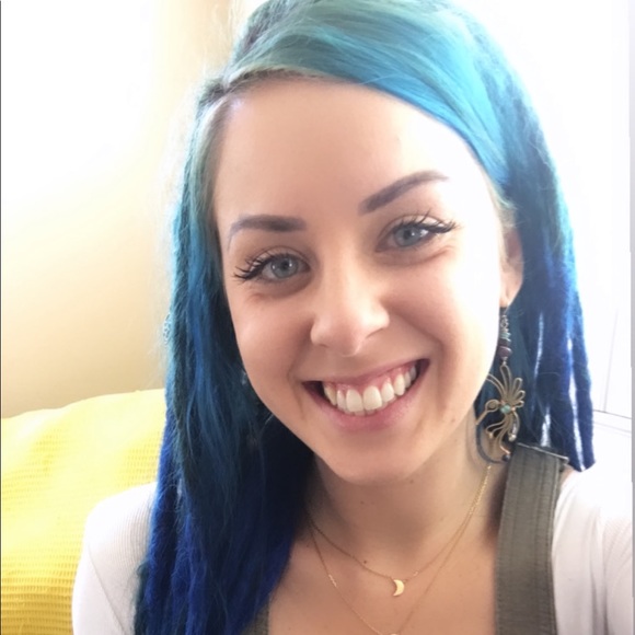 Meet your Posher, Mollie - Picture 2 of 2